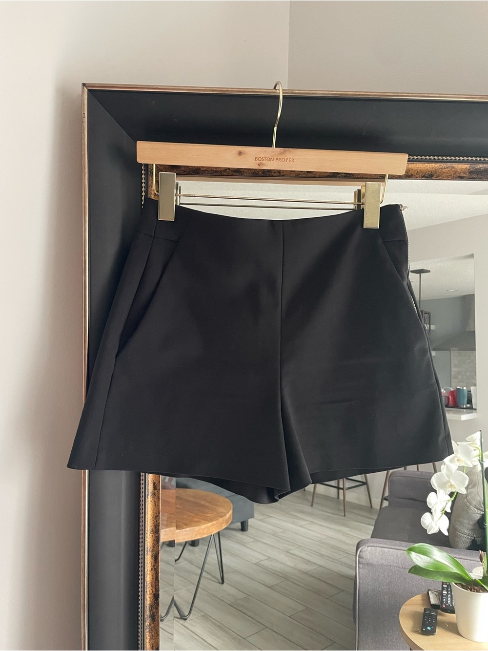 ZARA Black High Waist Tailored Dress Shorts Size M - Picture 2 of 5